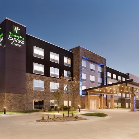 Holiday Inn Express & Suites - West Des Moines - Jordan Creek By Ihg Exteriör bild
