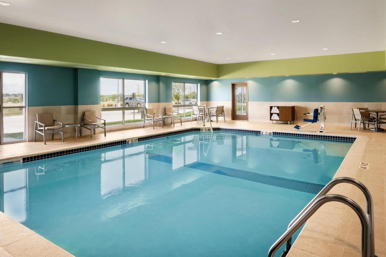 Holiday Inn Express & Suites - West Des Moines - Jordan Creek By Ihg Exteriör bild