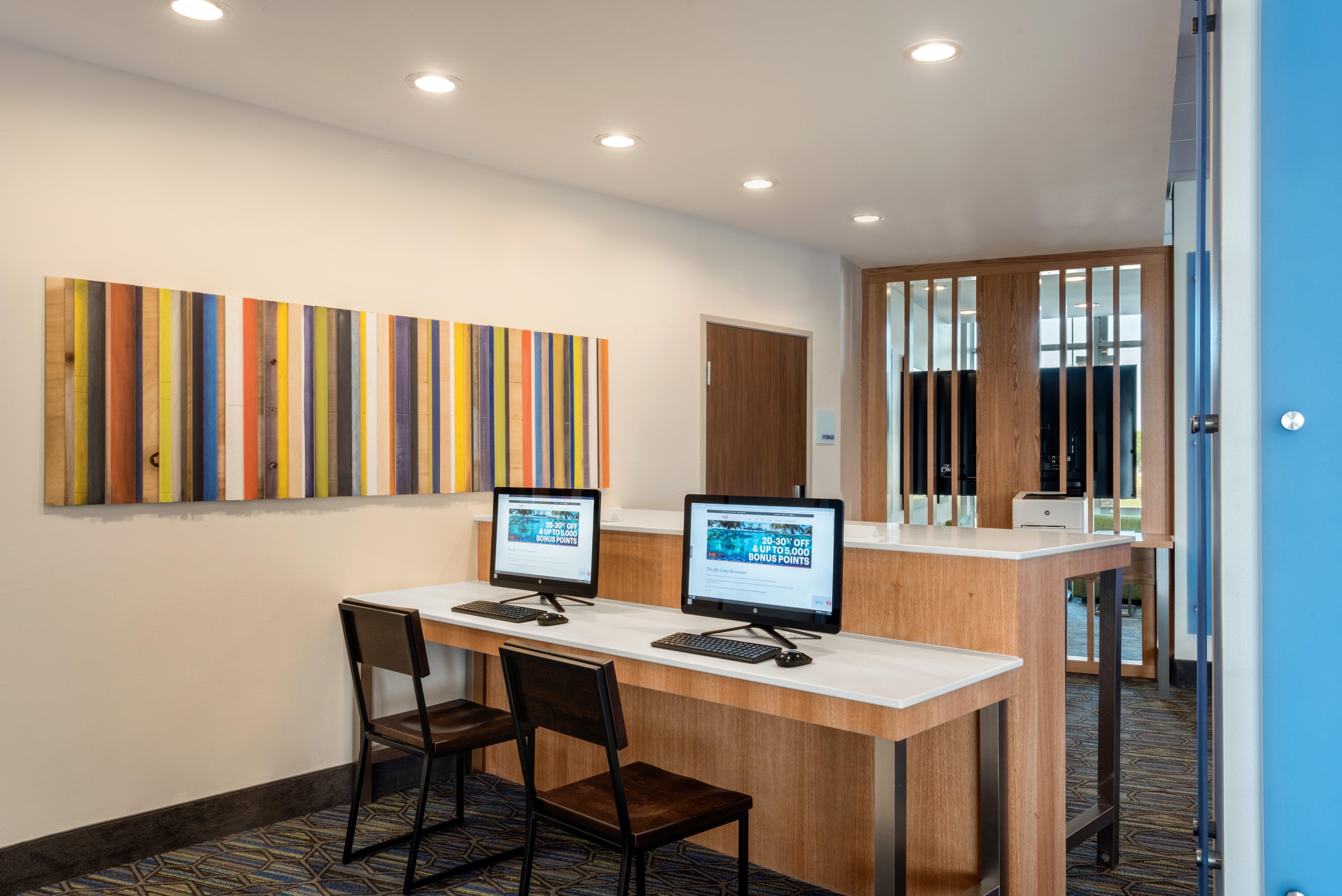 Holiday Inn Express & Suites - West Des Moines - Jordan Creek By Ihg Exteriör bild